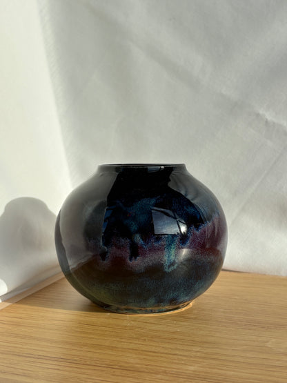 Small Aurora Borealis Moon Vase